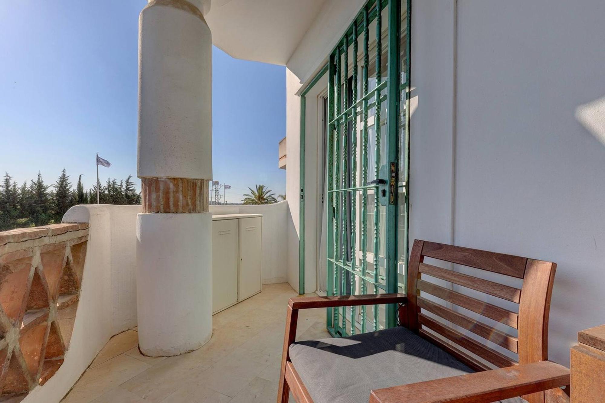 053 - Two Bed Mijas Golf Apartment In Popular Matchroom Golf Club Fuengirola Eksteriør billede