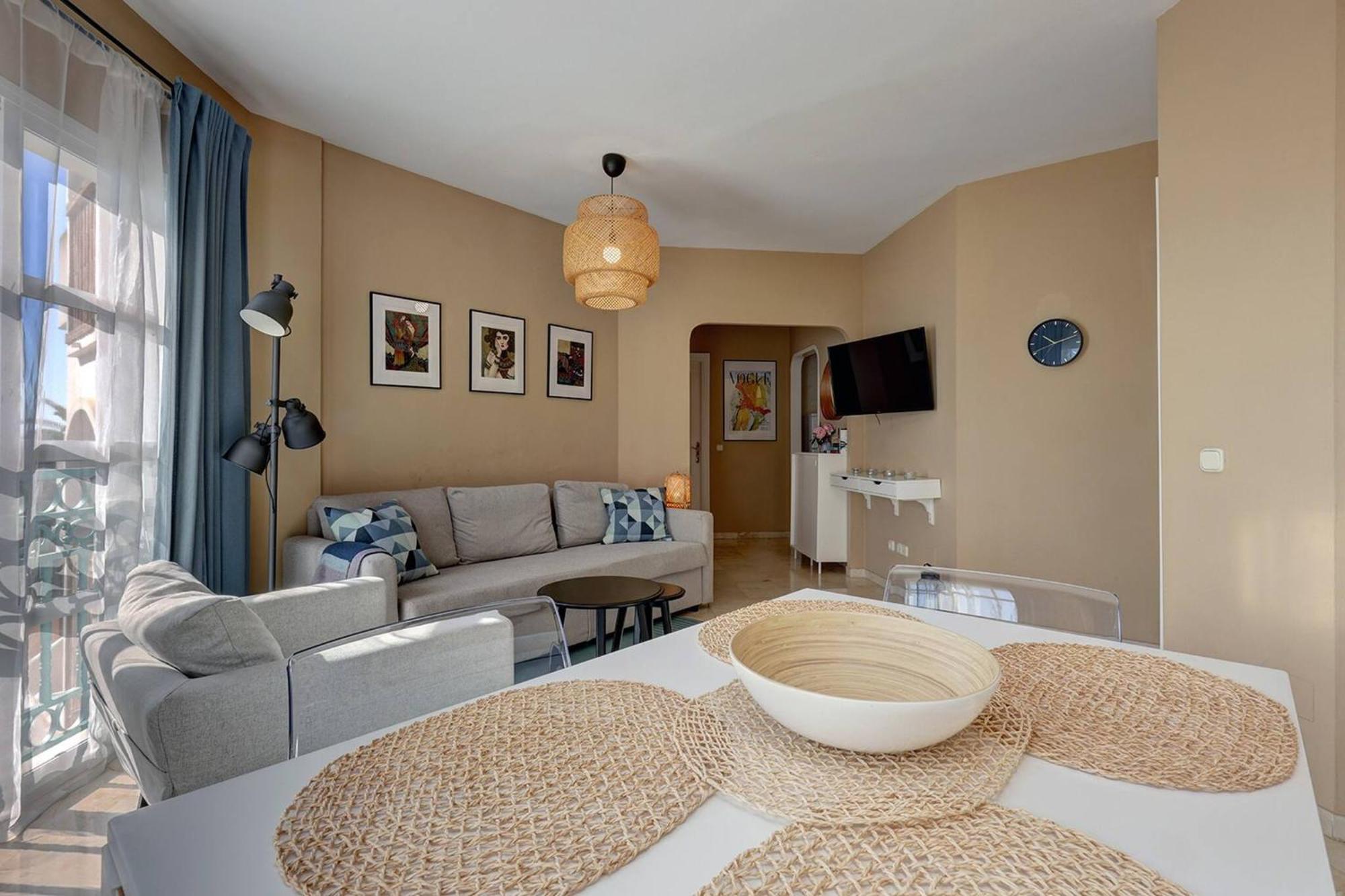 053 - Two Bed Mijas Golf Apartment In Popular Matchroom Golf Club Fuengirola Eksteriør billede