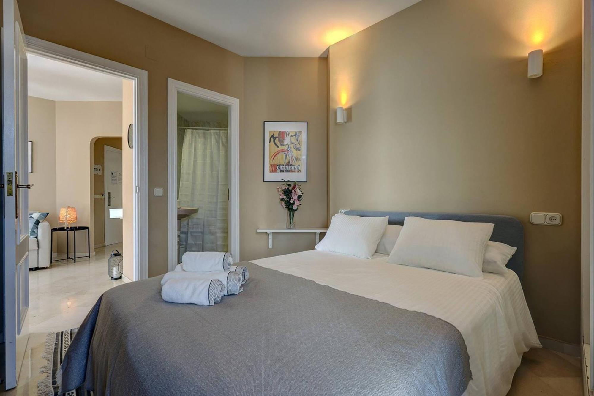 053 - Two Bed Mijas Golf Apartment In Popular Matchroom Golf Club Fuengirola Eksteriør billede
